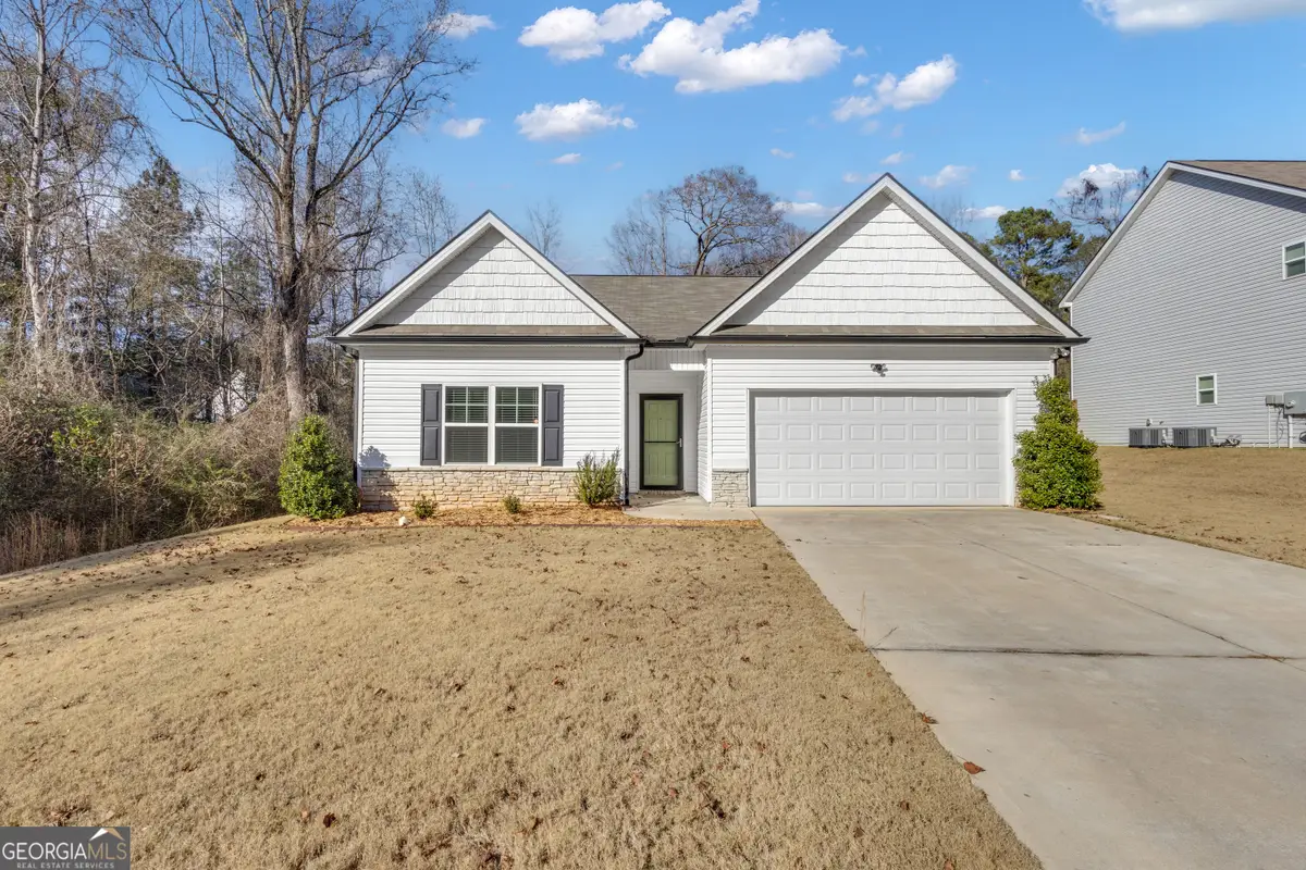 582 Griffin Street, Grantville, GA 30220 - Image #1