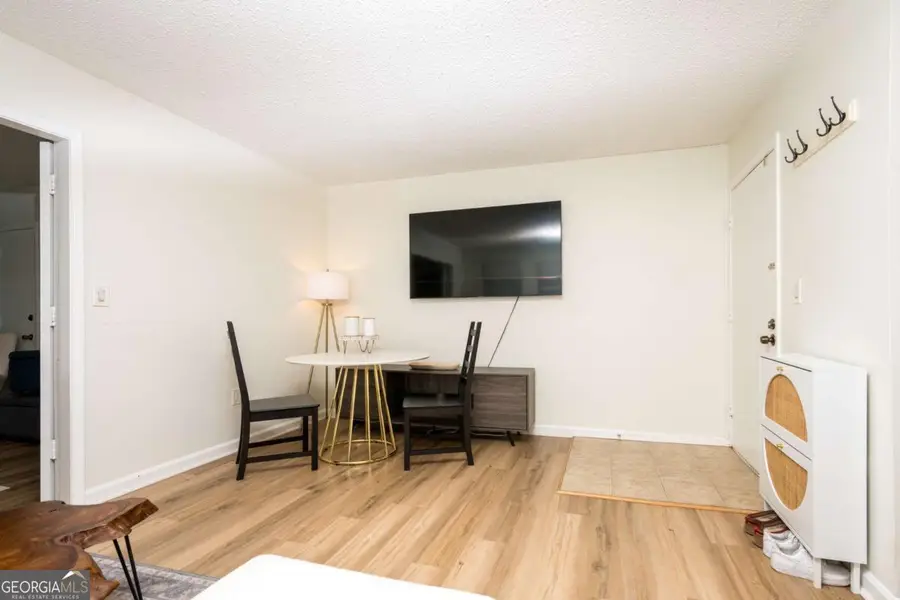 127 Lablanc Way Nw, Atlanta, GA 30327 - Image #3