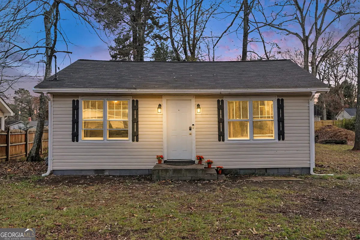 112 Oak Avenue Sw, Griffin, GA 30224 - Image #1