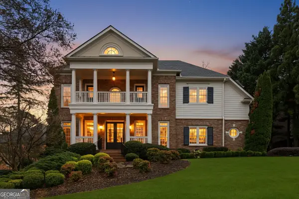 5173 Brendlynn Drive, Suwanee, GA 30024