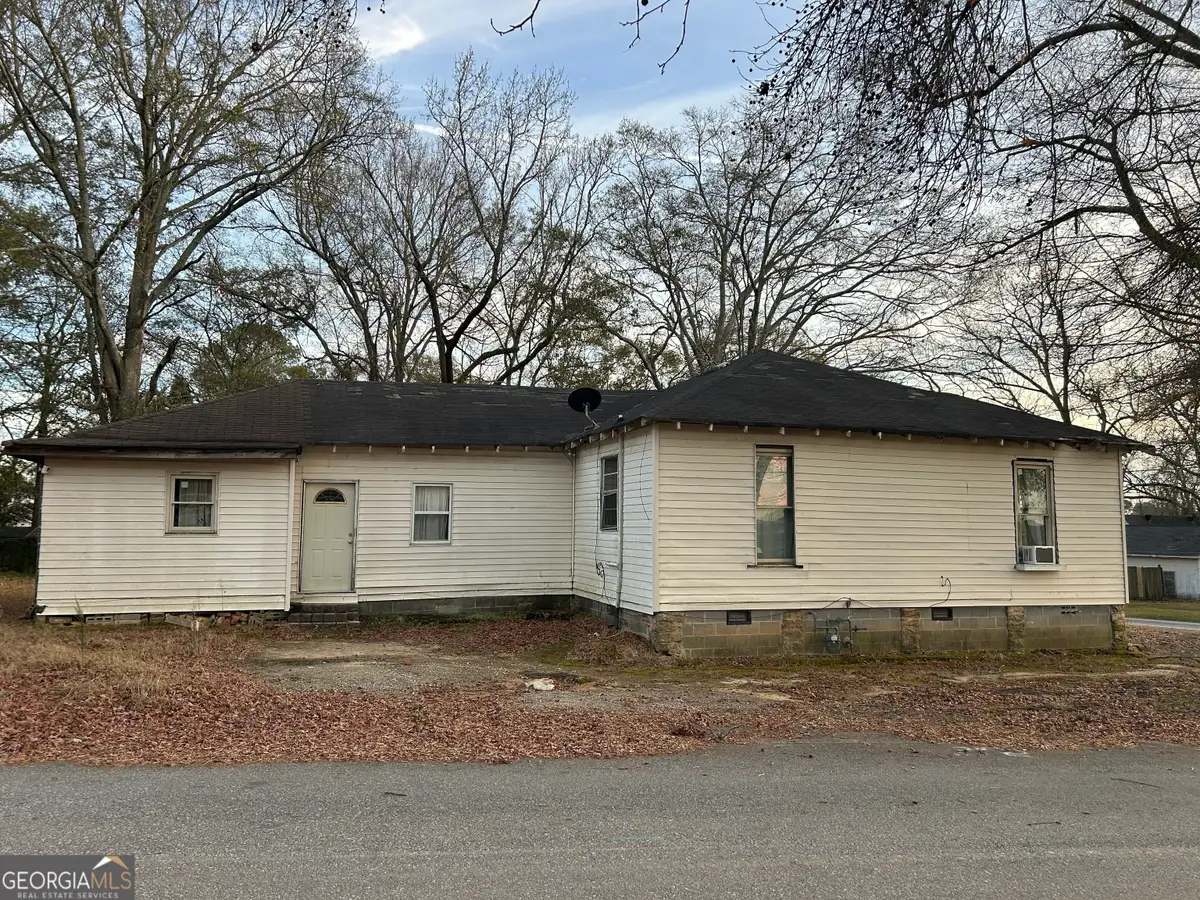 88 E Stephens Street, Winder, GA 30680 - Image #1