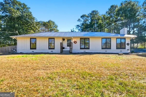 1490 NW Enchanted Lake, Conyers, GA 30012