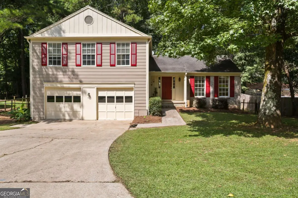 615 Barrington Way, Roswell, GA 30076 - #1