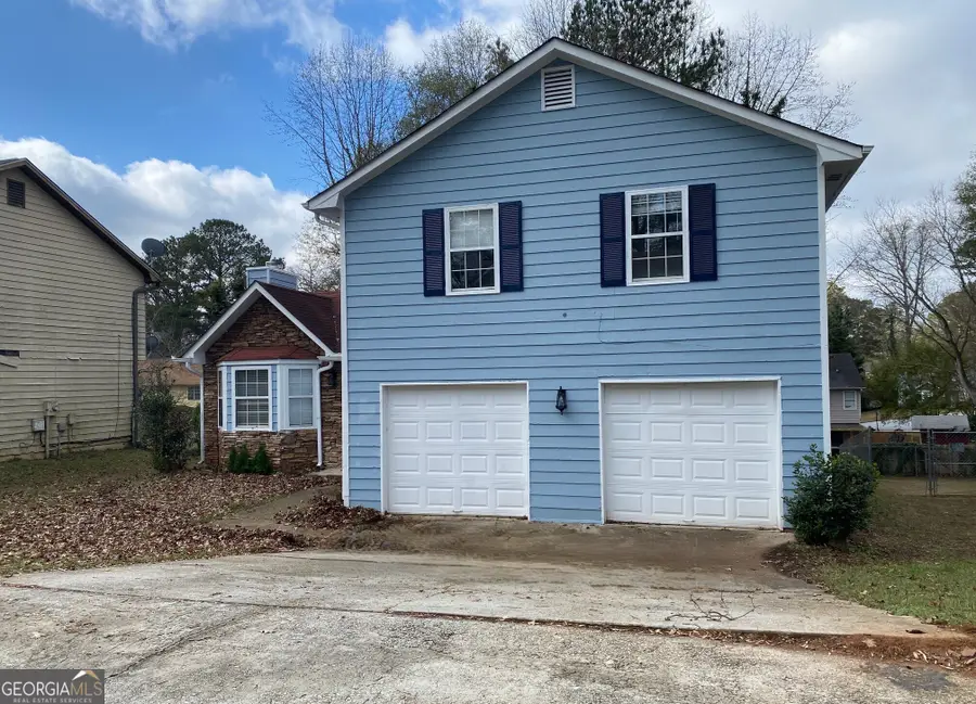 407 Sheppard Xing Court, Stone Mountain, GA 30083 - Image #2