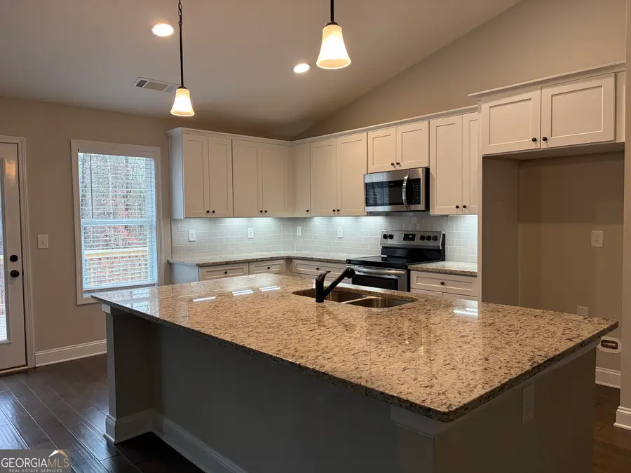 561 Oconee Lane, Commerce, GA 30529 - #3