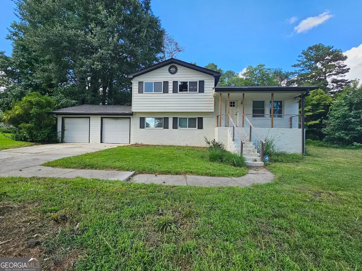 3231 Amhurst Drive Nw, Atlanta, GA 30318 - #1