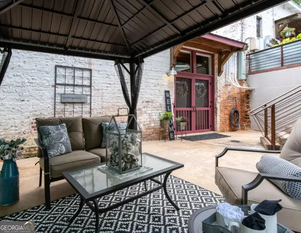 585 White Circle #402, Athens, GA 30605