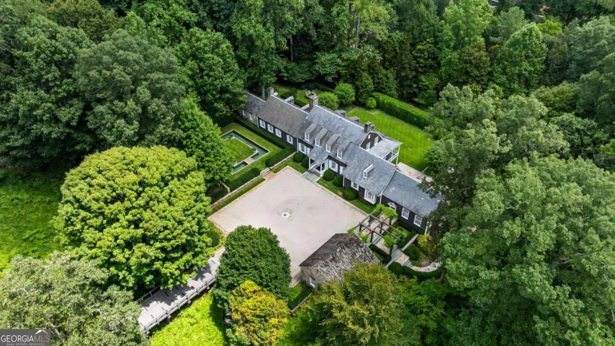 1727 W Paces Ferry Road Nw, Atlanta, GA 30327 - #1