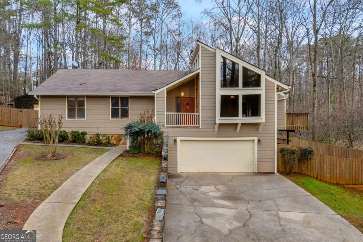 6302 Valley Stream Drive, Cumming, GA 30040 - Image #1