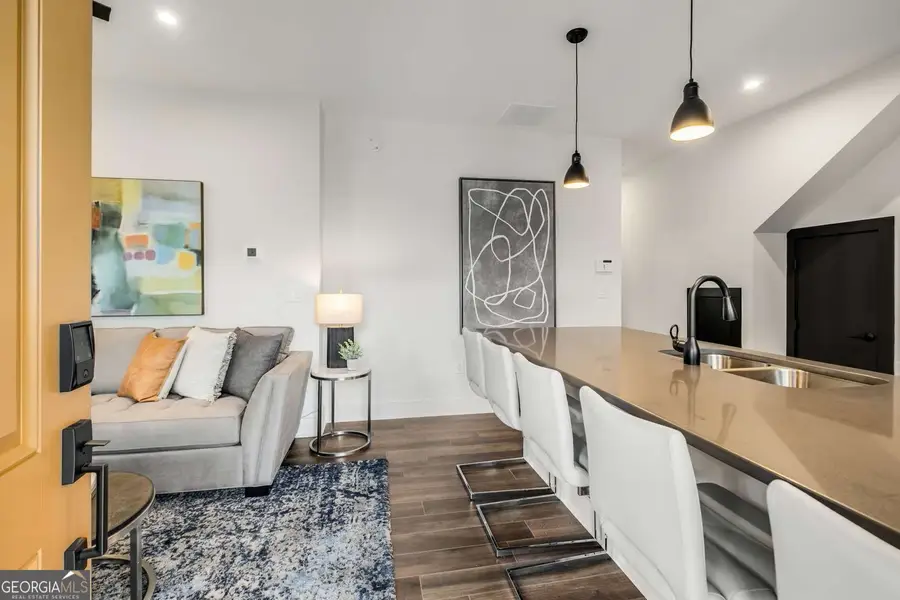 991 Hampton Street Nw, Atlanta, GA 30318 - Image #3