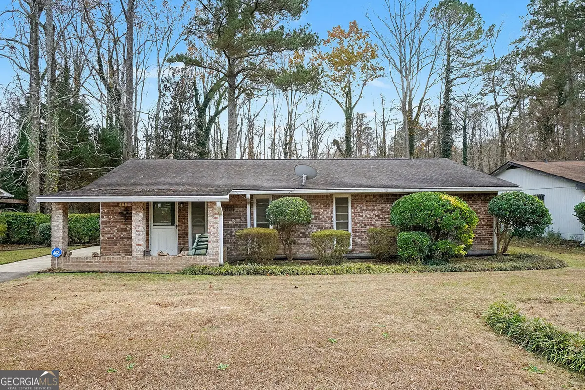 4728 Apache Trail Sw, Atlanta, GA 30331 - Image #1