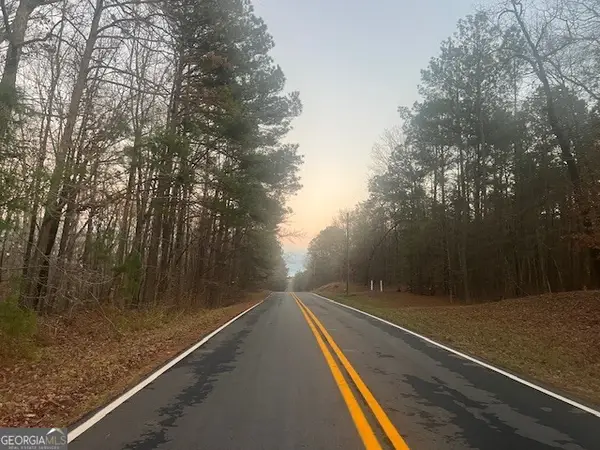 127 Long Shoals Avenue, Eatonton, GA 31024