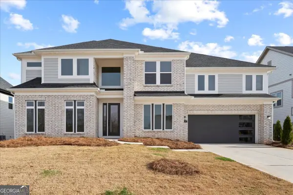 247 Clear Lake Parkway, Hoschton, GA 30548