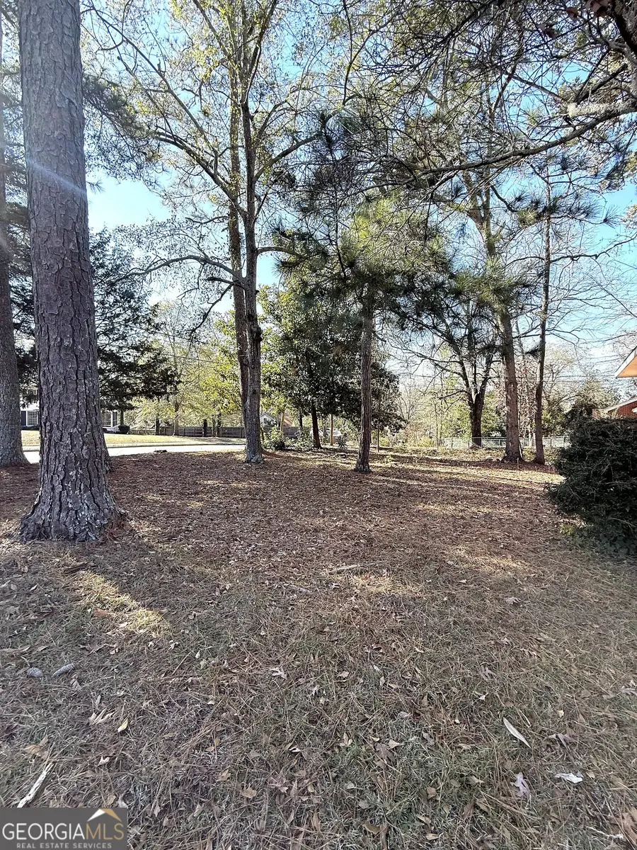 122 Parkwood Drive, Elberton, GA 30635 - Image #2