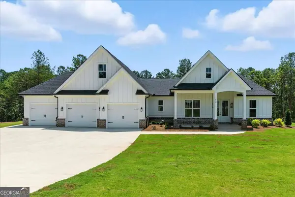 1010 Cable Road, Waleska, GA 30183
