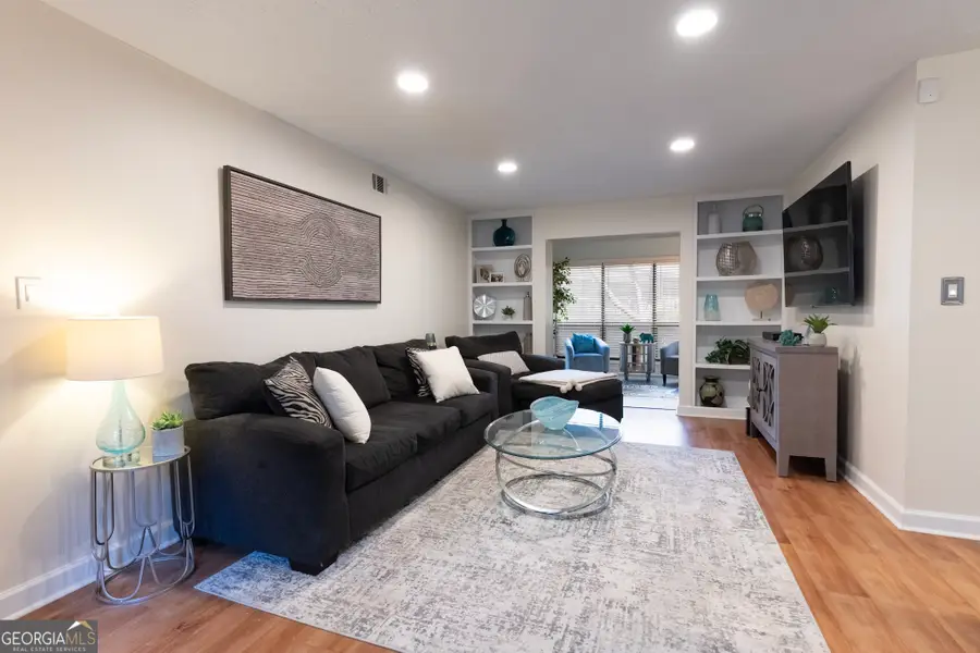 8740 Roswell Road #10A, Sandy Springs, GA 30350 - Image #3