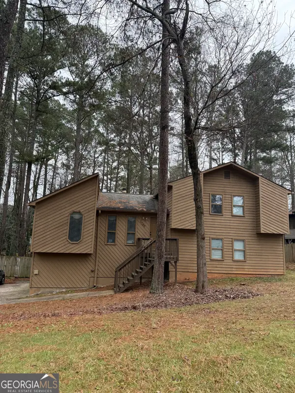 1740 Hickory Grove Way Nw, Acworth, GA 30102