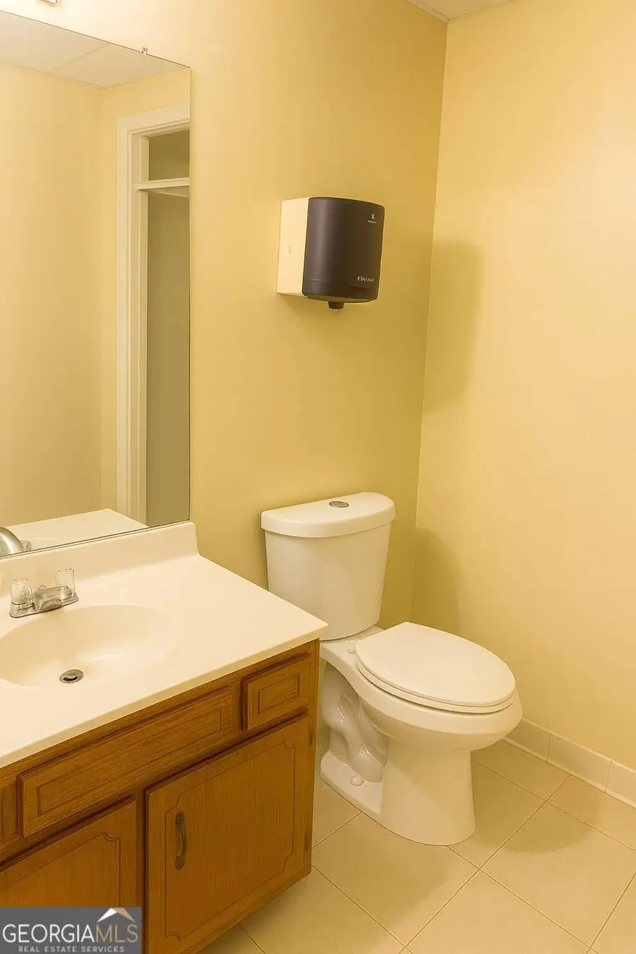 7157 Williamsburg Drive, Riverdale, GA 30274 - Image #3