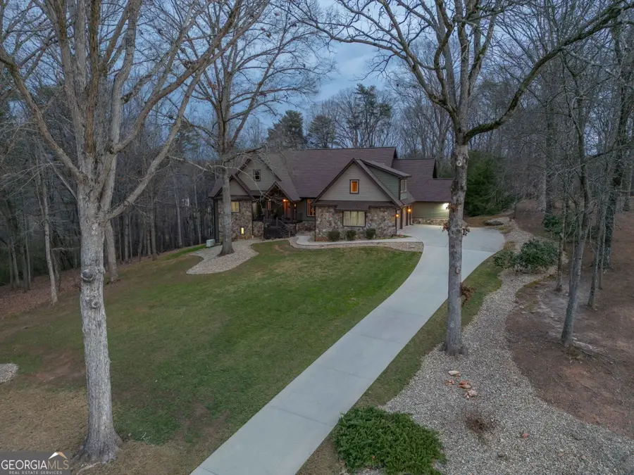 712 Meadow Run Court, Clarkesville, GA 30523 - Image #2