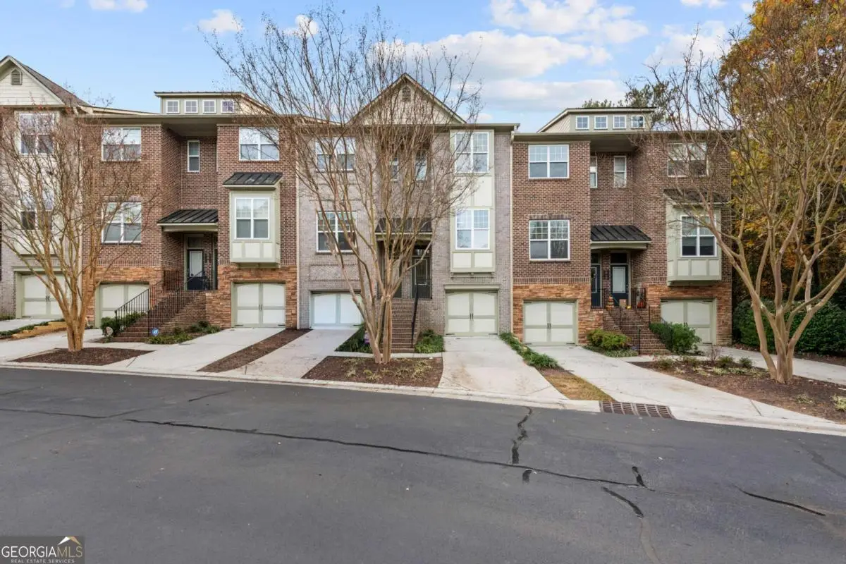 2052 Cobblestone Circle Ne, Atlanta, GA 30319 - Image #1