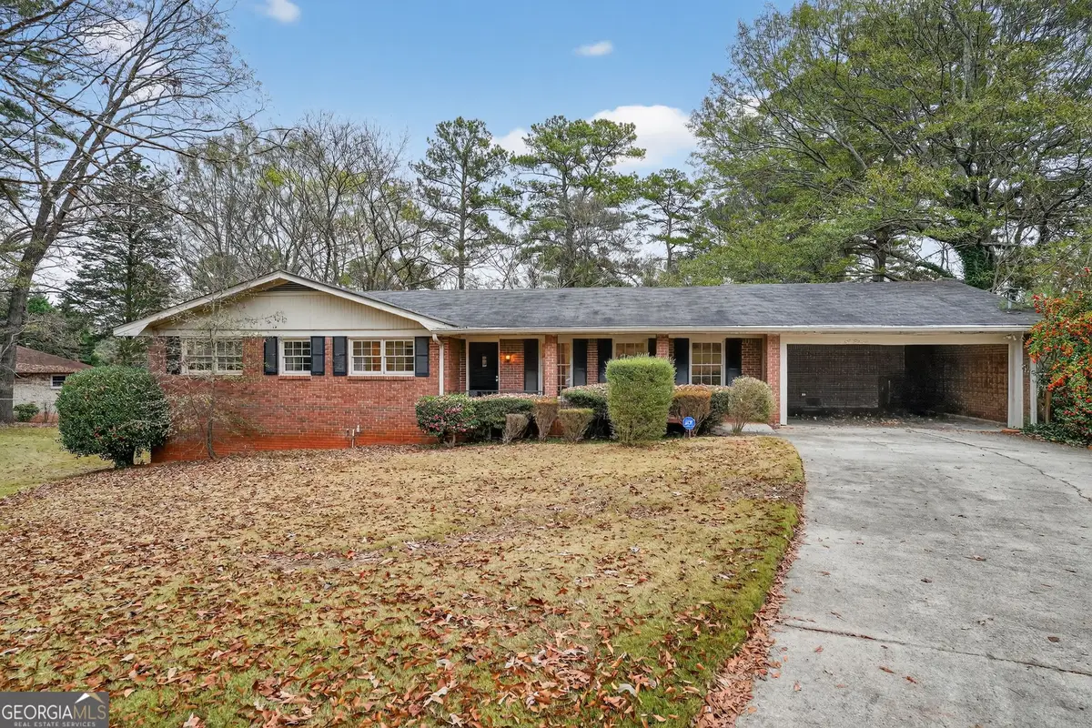 4058 Chemawa Drive, Stone Mountain, GA 30083 - Image #1