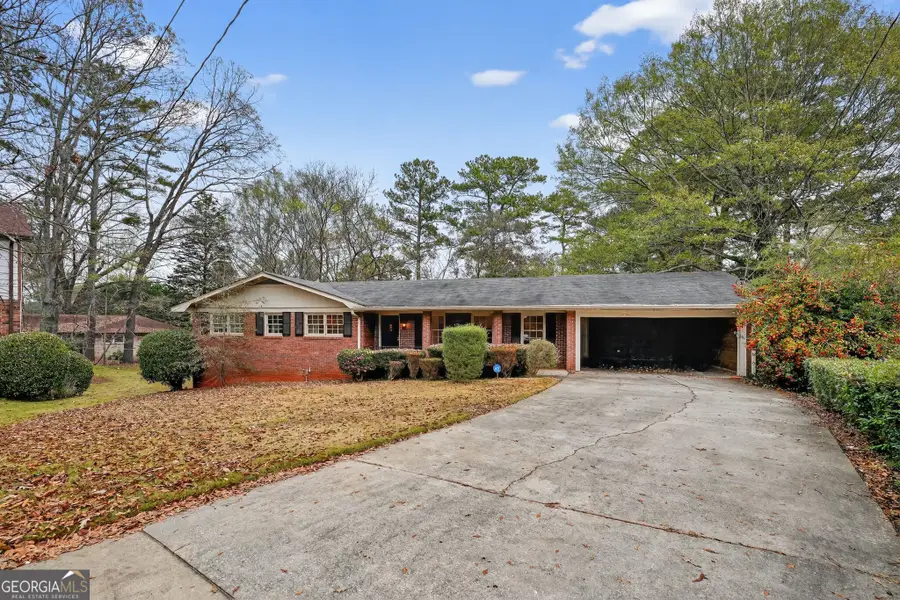 4058 Chemawa Drive, Stone Mountain, GA 30083 - Image #2