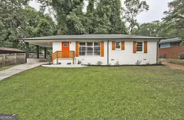 2719 Plantation Dr, East Point, GA 30344