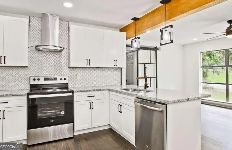 2719 Plantation Drive, East Point, GA 30344 - Image #2