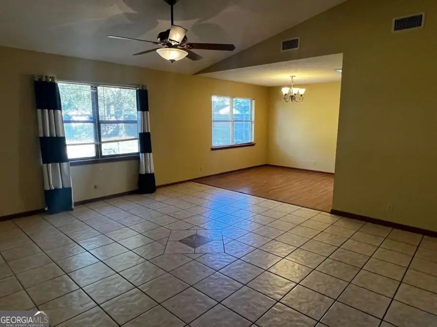 132 Woodvalley Drive, Kingsland, GA 31548 - Image #3