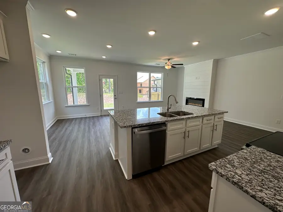 5619 Chickory Drive, Flowery Branch, GA 30542 - Image #3