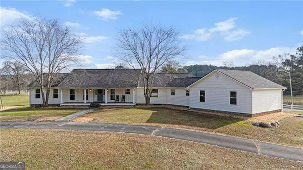 166 Big Springs Road Se, Calhoun, GA 30701