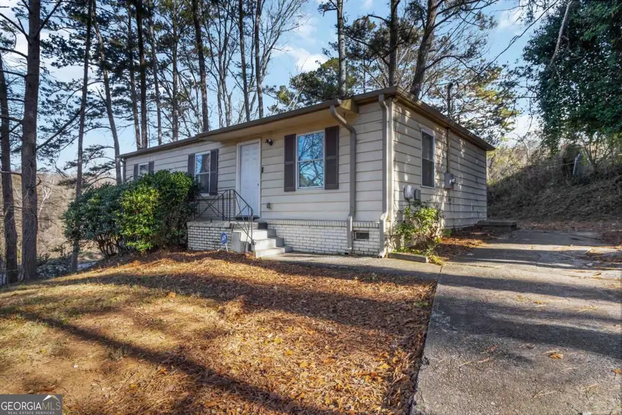 2361 Swallow Circle Se, Atlanta, GA 30315 - Image #3