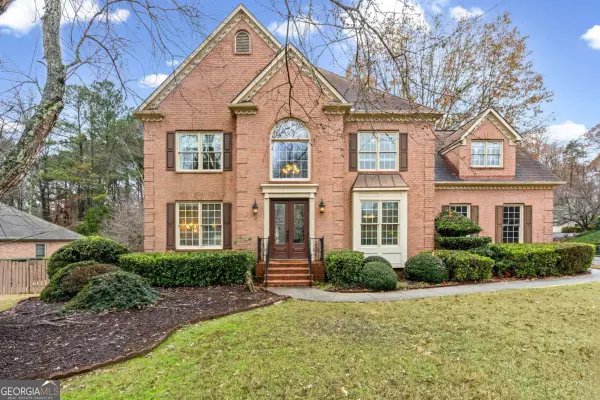 7260 Fawn Lake Drive, Alpharetta, GA 30005