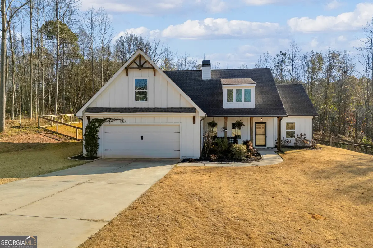 223 Maple Drive, Commerce, GA 30529 - Image #1