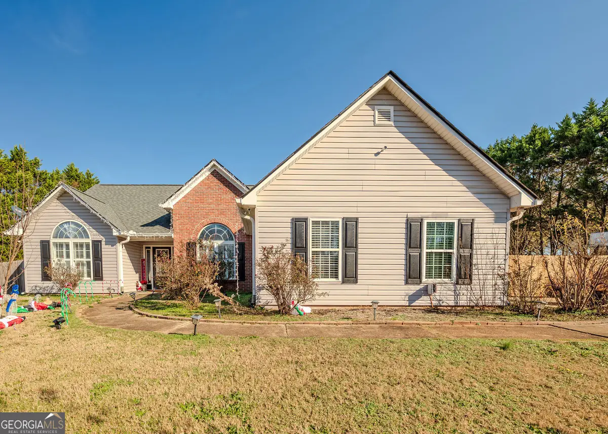 160 Glenn Fuller Circle, Commerce, GA 30529 - Image #1