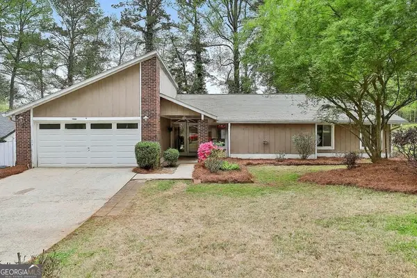 100 Lake Forest Drive, Peachtree City, GA 30269