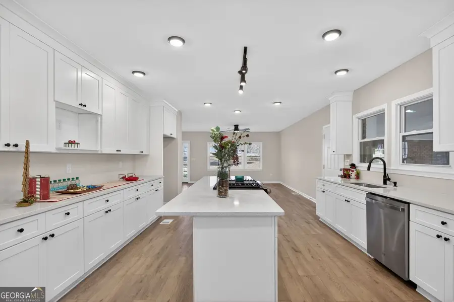 18 Dyer Circle, Carrollton, GA 30116 - #2