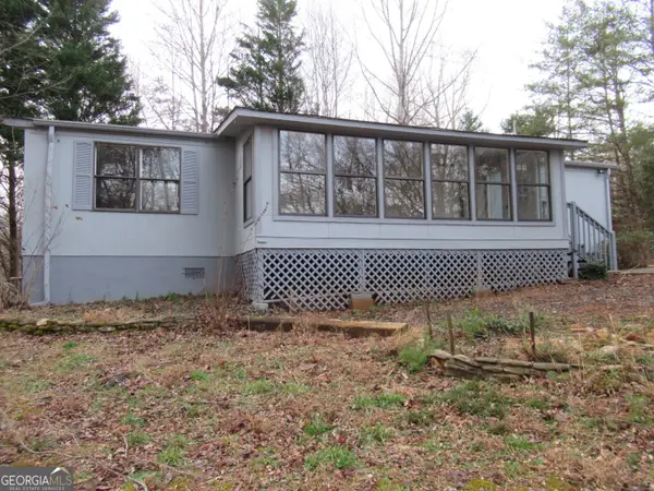 61 Berry Patch Lane, Cleveland, GA 30528