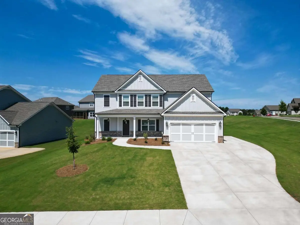 901 Calgary Court, Winder, GA 30680 - Image #1