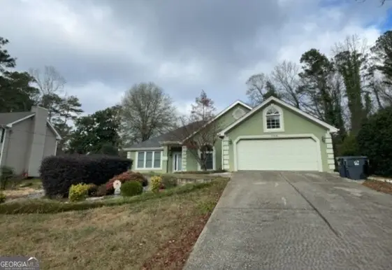 709 Oak Moss Drive, Lawrenceville, GA 30043