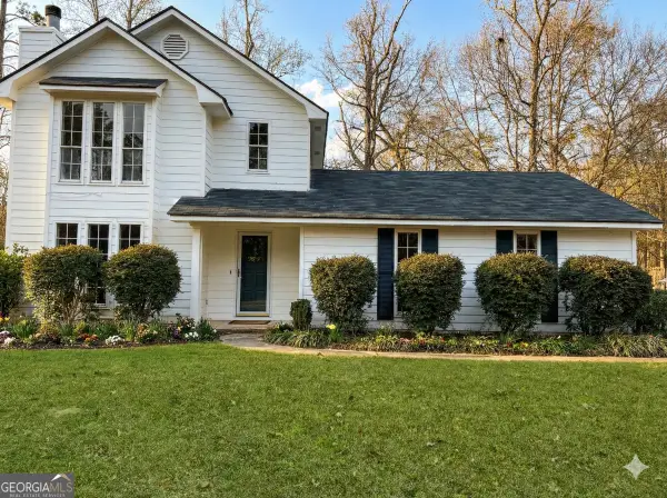 411 Fawnbrook Circle, Griffin, GA 30223