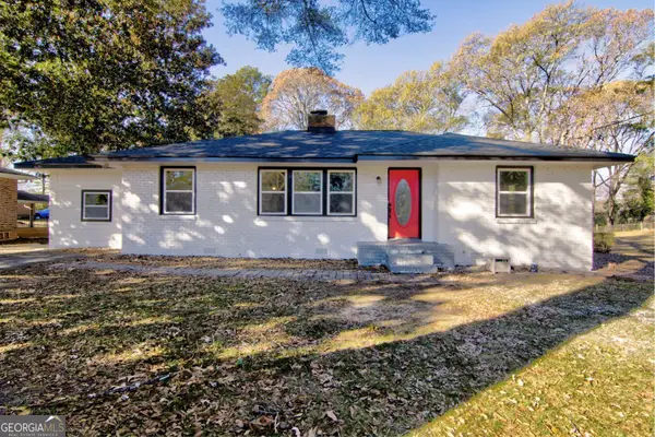 1215 Sheppard Place, Stone Mountain, GA 30083