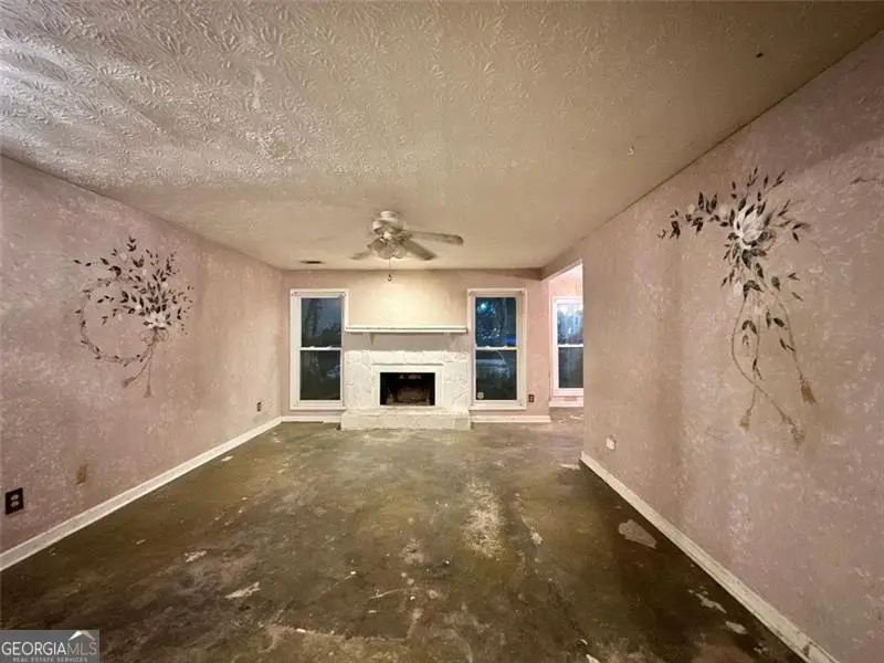 1001 Lake Pointe Circle, Roswell, GA 30075 - #2