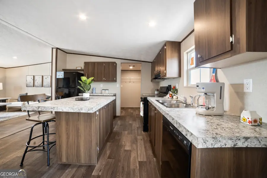 944 Harrison Road, Carrollton, GA 30117 - Image #3