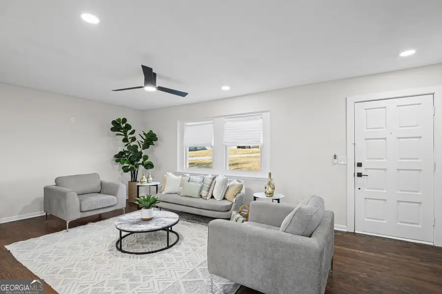 925 Majesty Lane, Morrow, GA 30260 - Image #3