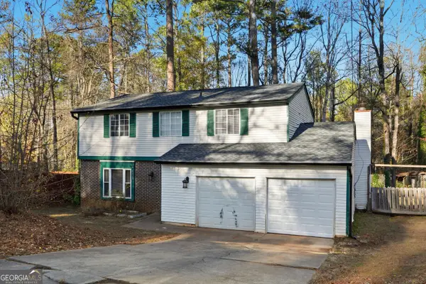 4828 Oak Path, Stone Mountain, GA 30088