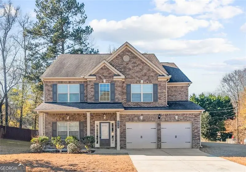 424 Live Oak, Loganville, GA 30052 - Image #1