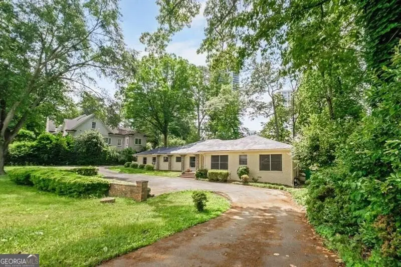 757 Old Ivy Road Ne, Atlanta, GA 30342 - Image #2