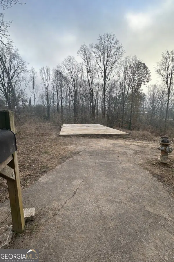 1041 Jordan Drive, Gainesville, GA 30501