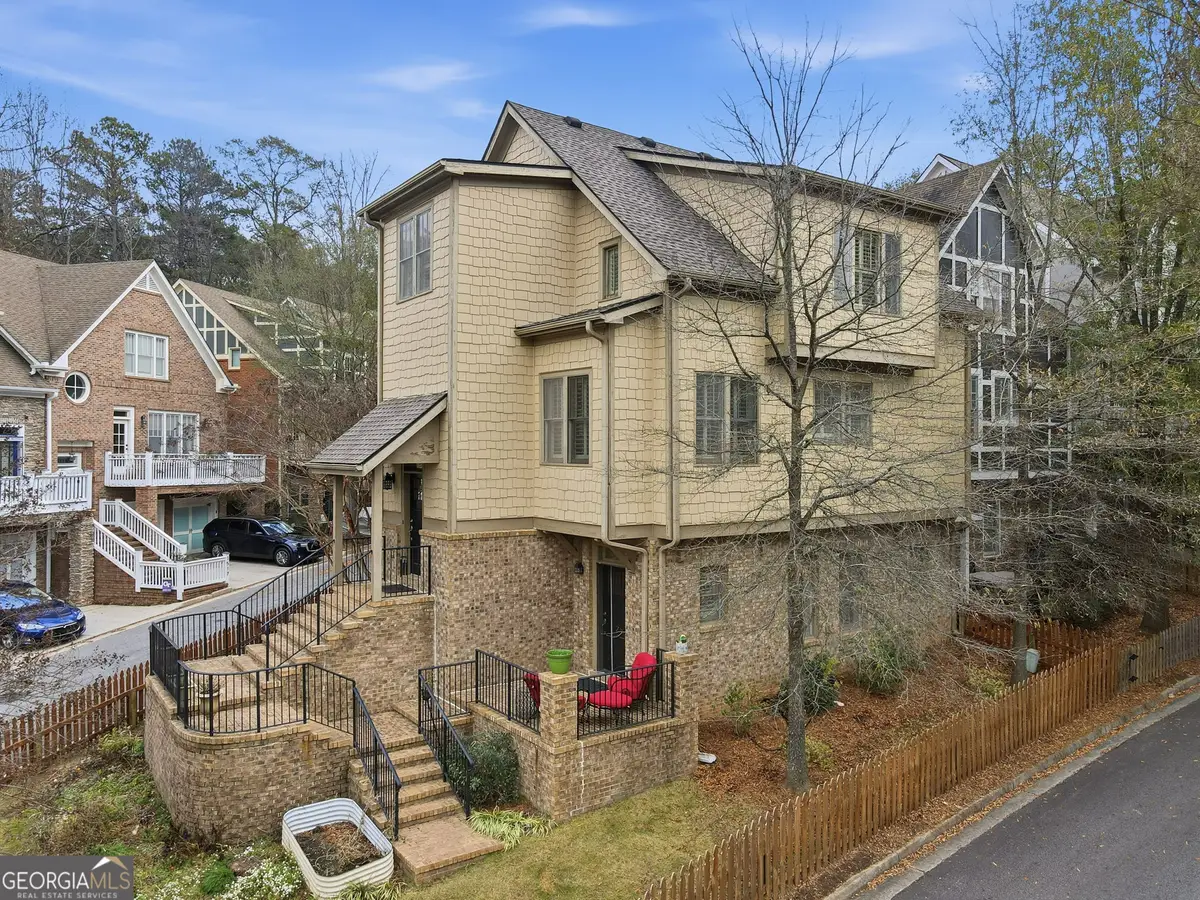 1508 Whitehead Bluff Nw, Atlanta, GA 30318 - Image #1